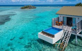 South Palm Resort With First-ever Floating Spa